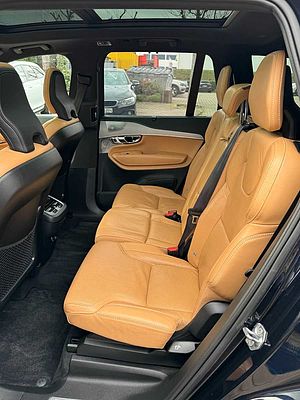 Volvo  D5 AWD INSCRIPTION+VOLLAUSSTATTUNG++